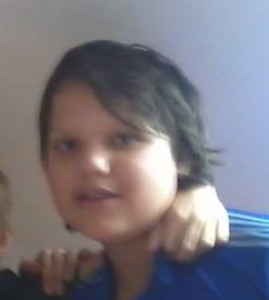 jakub-se-raduje-z-vyhry-chelsea.jpg